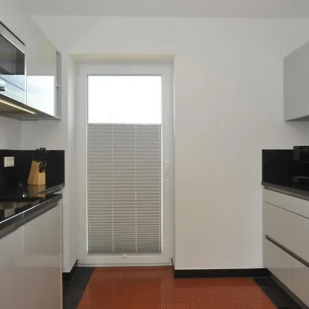 Apartment Haus Schuetzenstrasse Whg 3 *